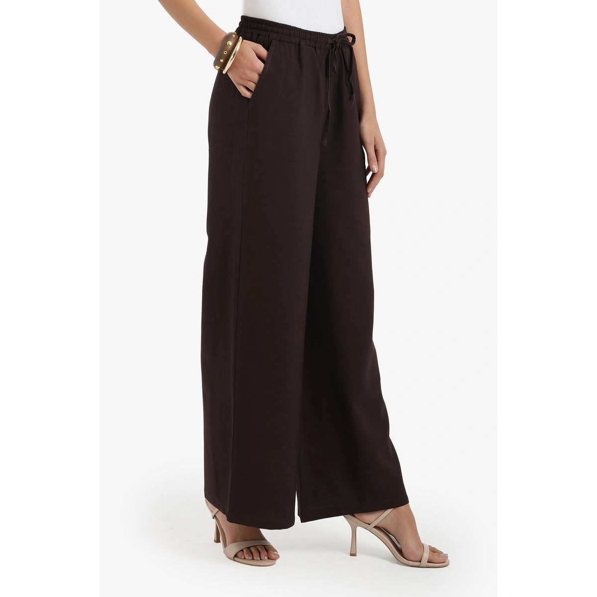 بنطلون واسع بتفصيلة متباينة من كارينا 58703