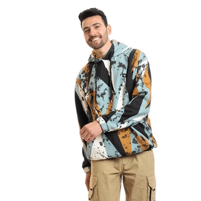 105 - هودي مبطن منقوش بجيوب