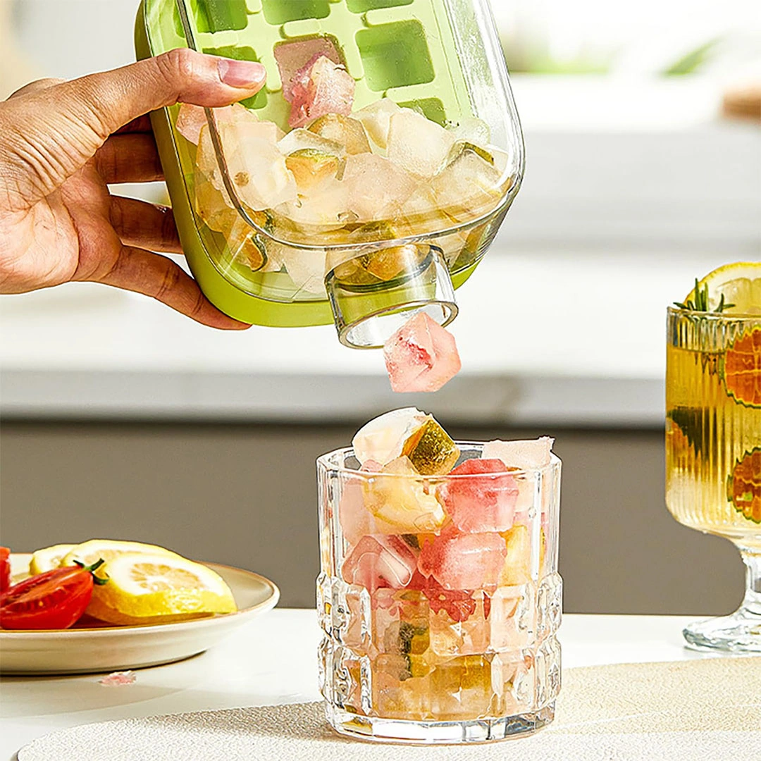 زجاجة مكعبات ثلج 2 *1 مع شفاطة - 500 مل