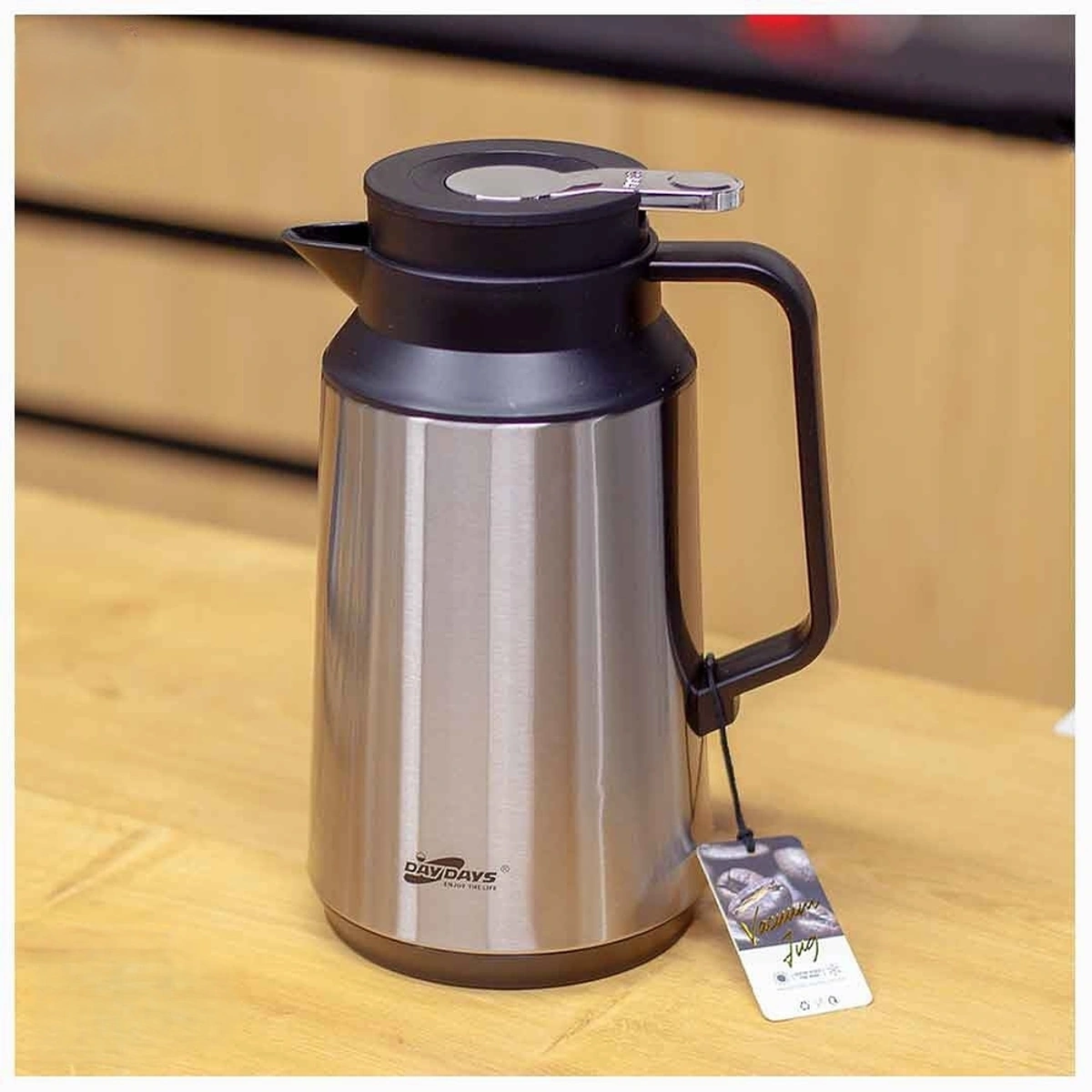 壺です。 Days Thermal Carafe Stainless Steel - Vacuum Insulated A1-132