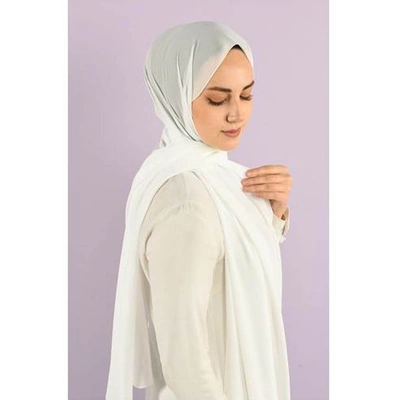 طرحة شيفون كريب سادة - اوف وايت