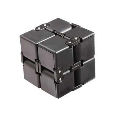 مكعب إنفينيتي السحري