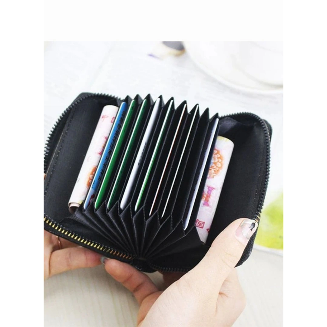 حافظة كروت جلد عملية - جلد - أسود