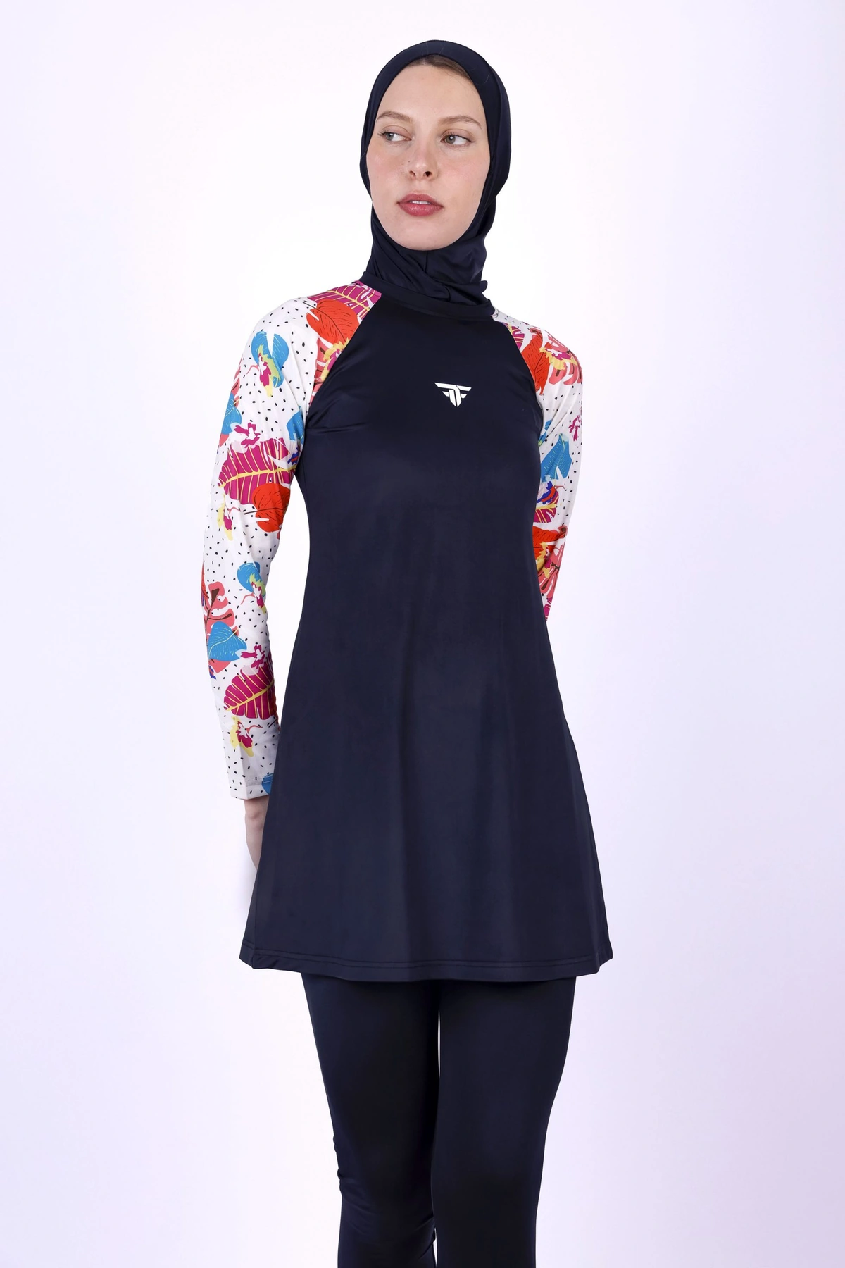 مايوه هاواي بوركيني حريمي - 3 قطع - أسود