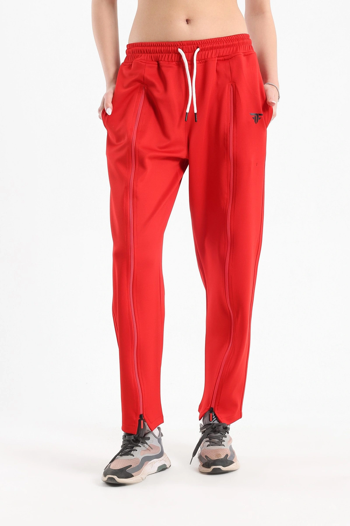 بنطلون رياضي بسوستة امامية حريمي - أحمر