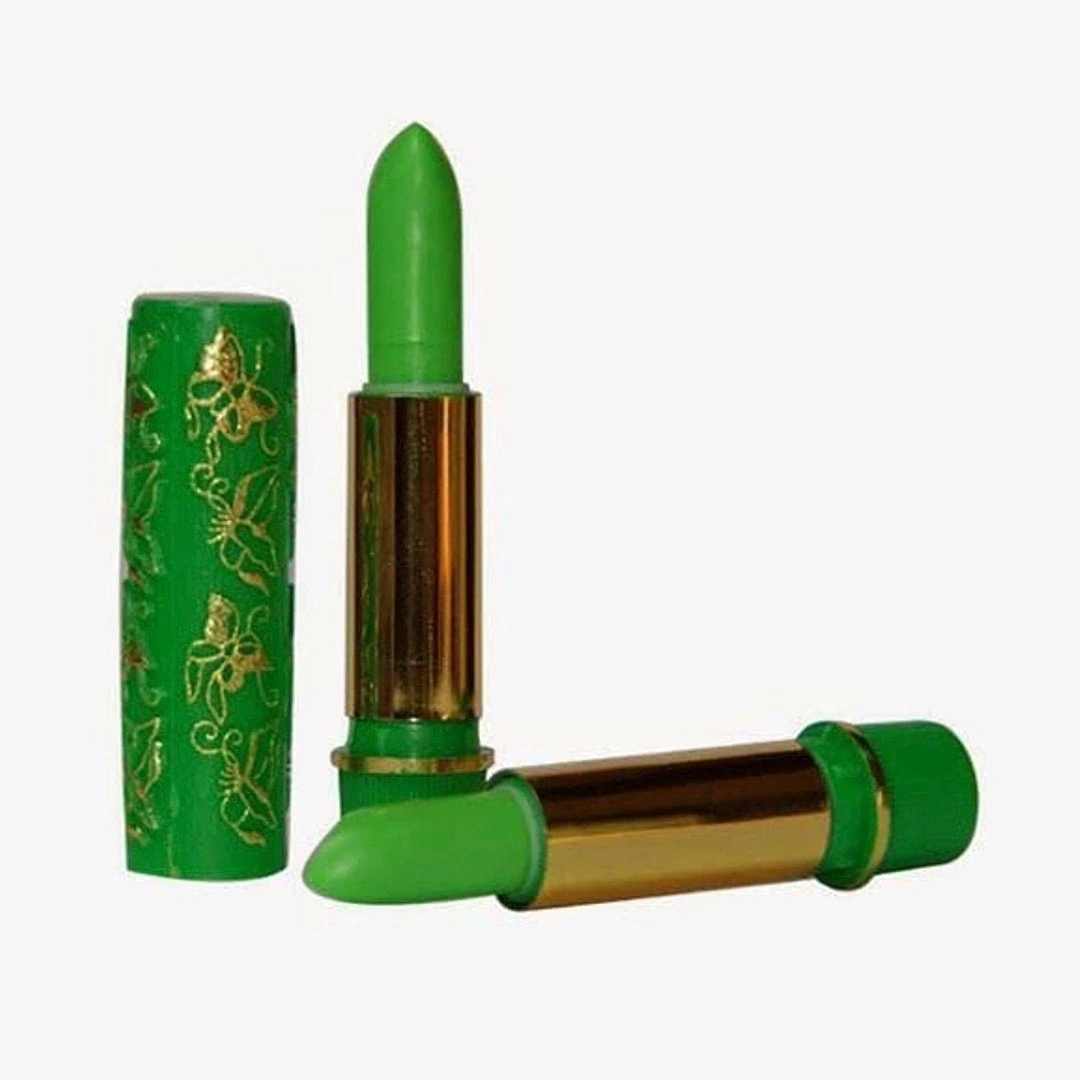 أحمر شفاه سحري شبه مطفي