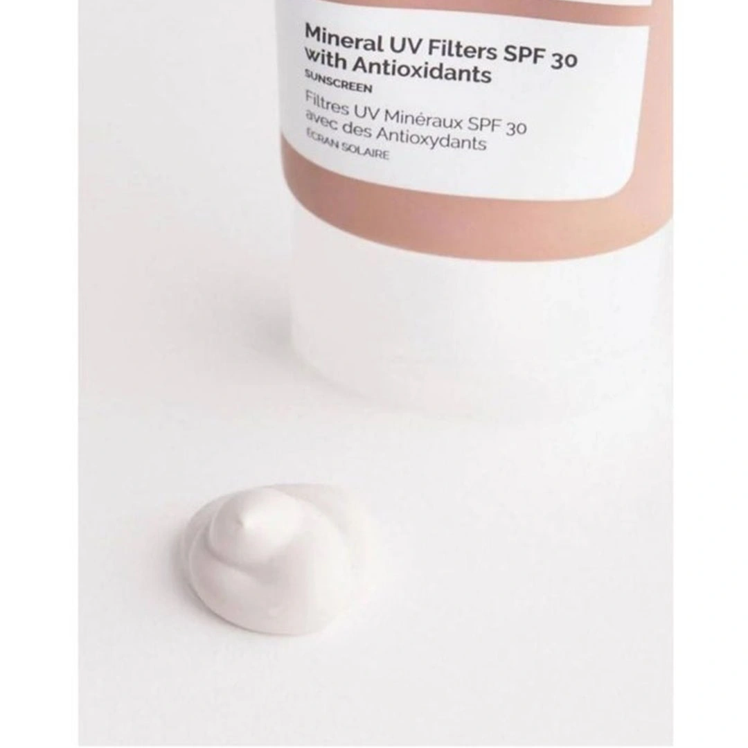 واقي شمس معدني بمعامل حماية 30 ومضادات أكسدة - 50 مللي