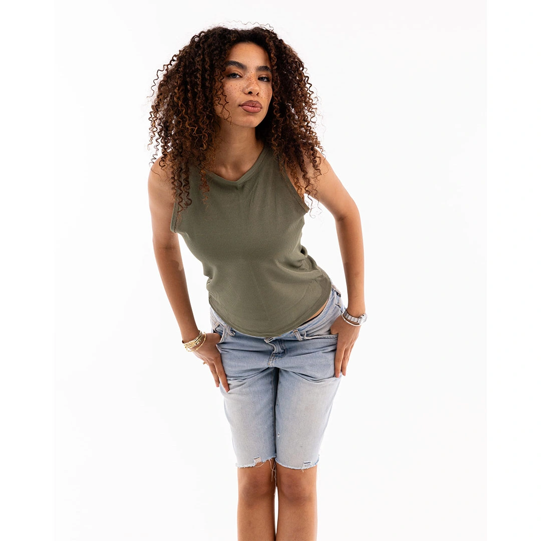 تانك توب بدون كم حريمي فريسكو