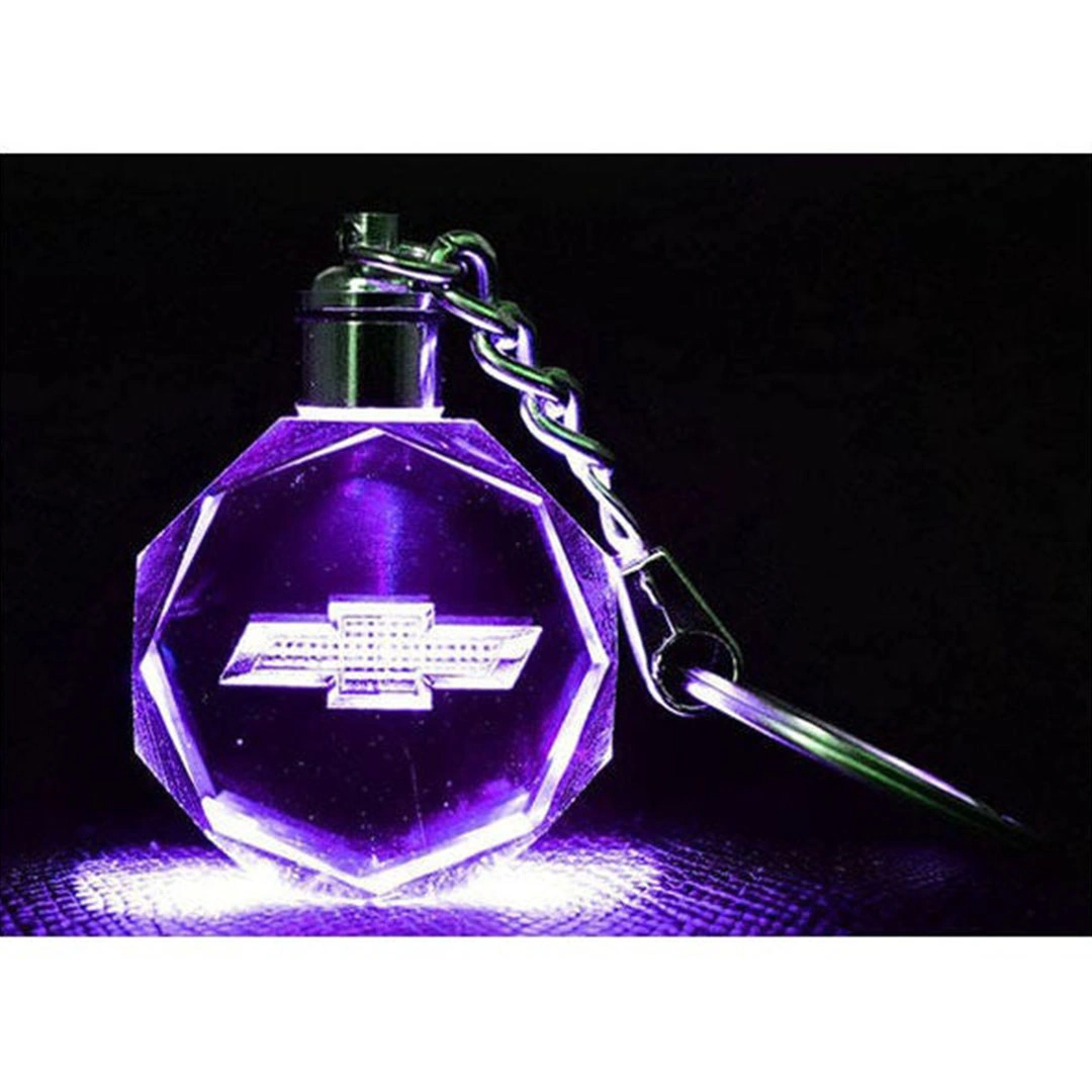 سلسلة مفاتيح بشعار شيفروليه مضيئة