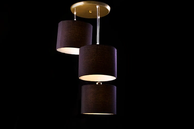 نجفة سيلو ثلاثية