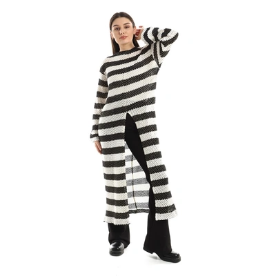 تونيك حريمي طويل بفتحة أمامية