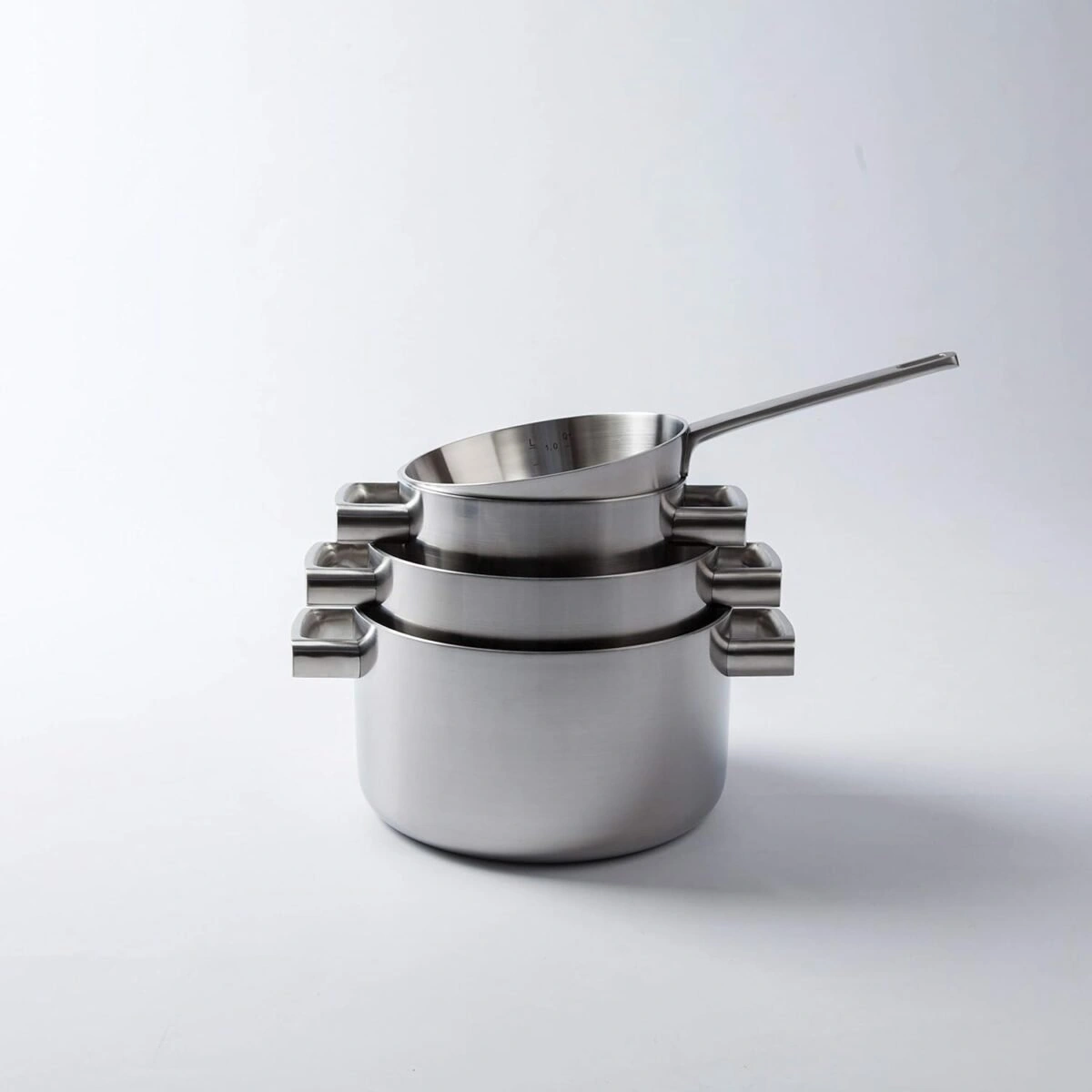 بيرغوف كسرولة ستانلس بمعيار - 18 سم - فضي