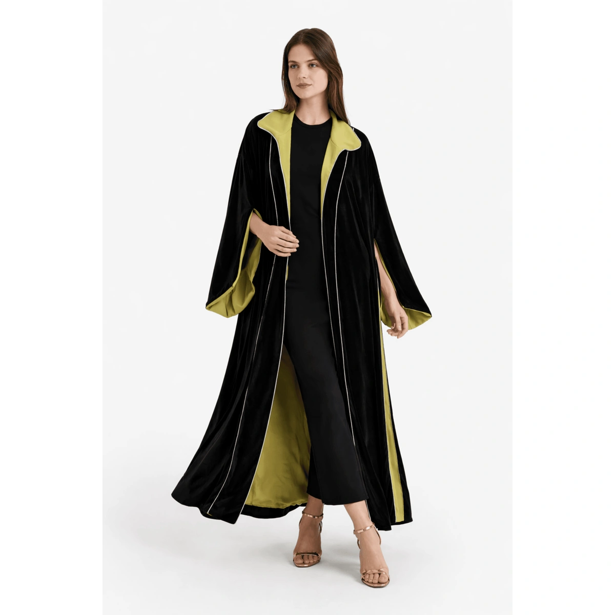 كيمونو قطيفة بحافة متباينة من كارينا 58653