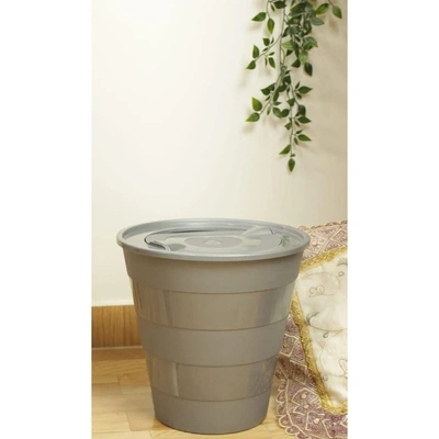 سلة مهملات بلاستيكية مع غطاء دوار - رمادي