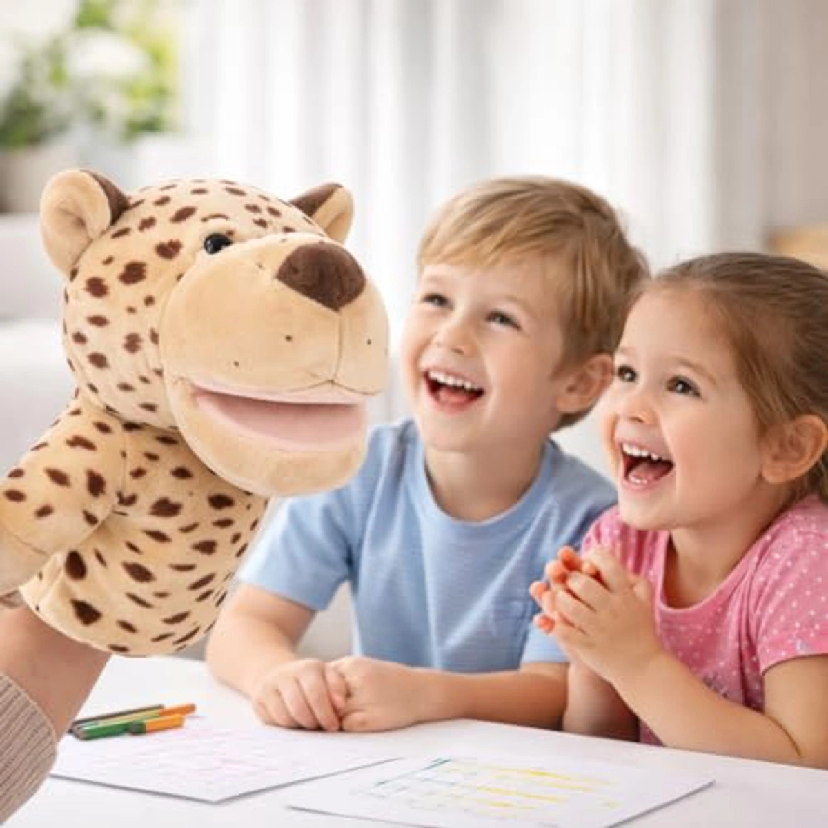 دمية يد من القطيفة الناعمة مع أذرع فم متحركة - فهد