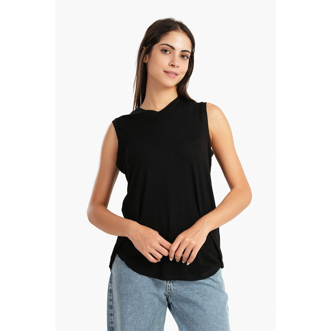 توب حريمي كارينا فيسكوز بفتحة V 55805