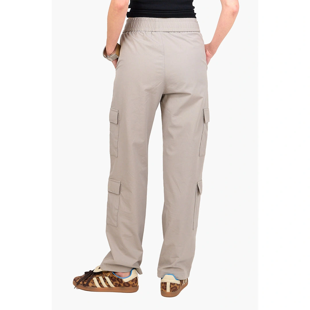 بنطلون وتربروف حريمي 17864