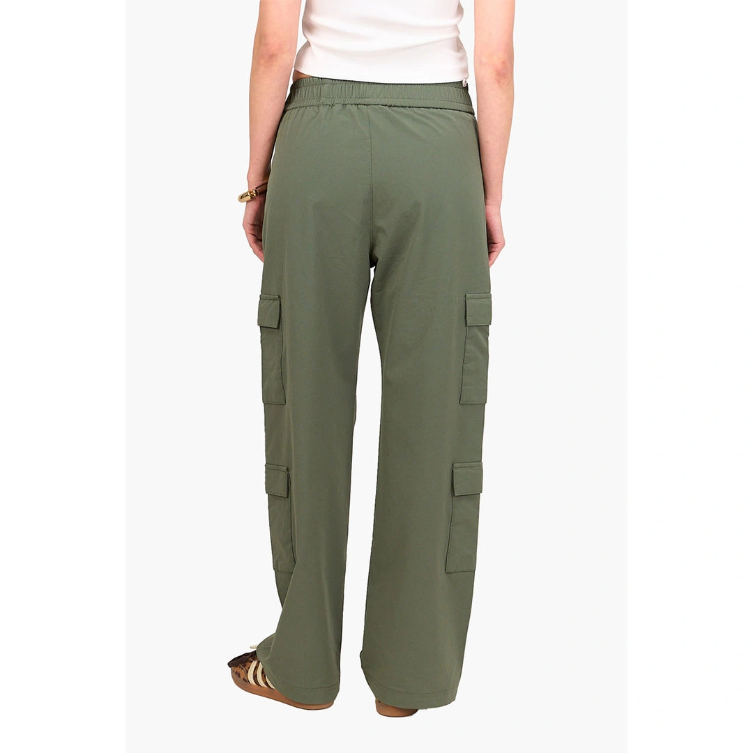 بنطلون وتربروف حريمي 17864