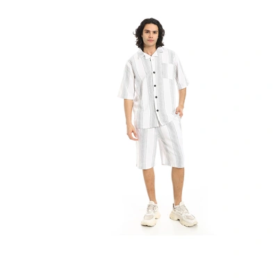 طقم قميص وشورت بأزرار مخططة رجالي a32