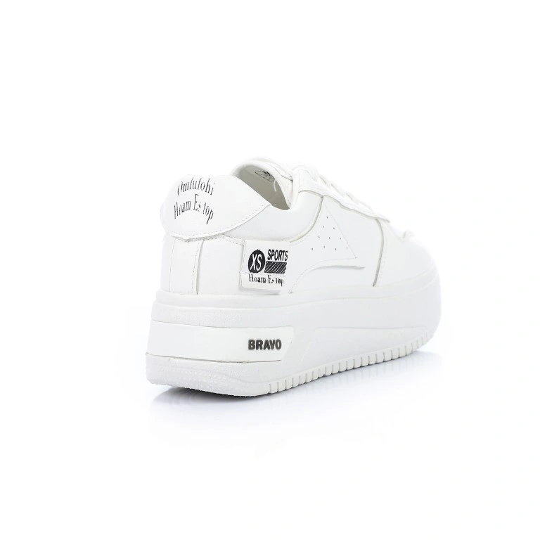 A13 كوتشي حريمي برباط