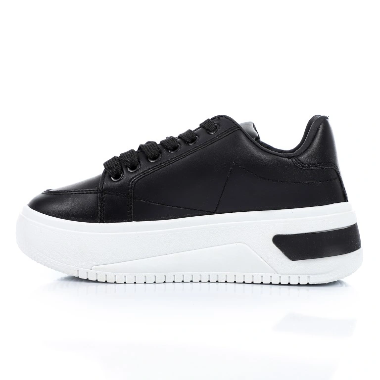 A4 كوتشي حريمي برباط