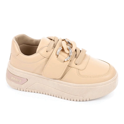 A5 كوتشي حريمي برباط