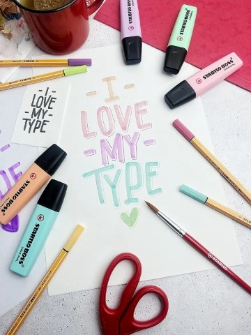 Stabilo قلم هايلايتر- أحمر