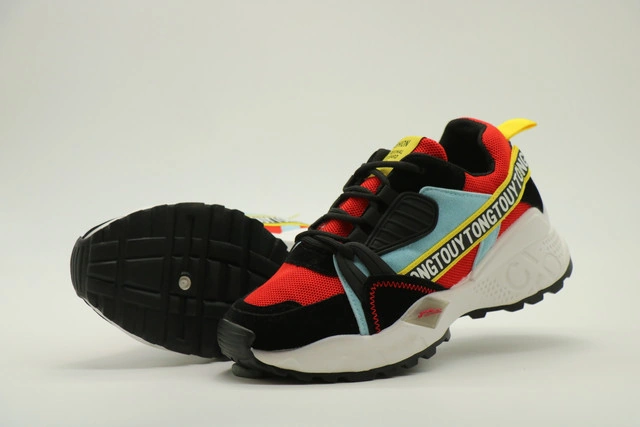 كوتشى حريمى كاجوال برباط