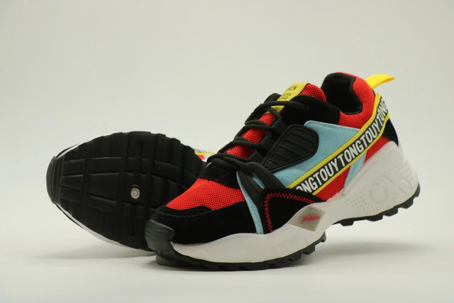 كوتشى حريمى كاجوال برباط