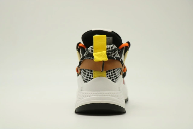 كوتشى كاجوال برباط حريمى