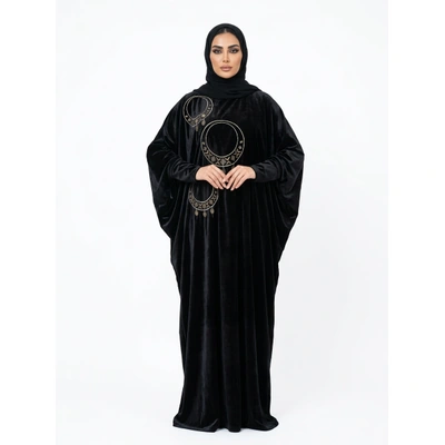 عباية نسائية قطيفة مطرزة GS-257