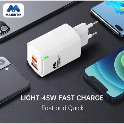 MC-004 رأس شاحن سريع - 45 وات - أبيض