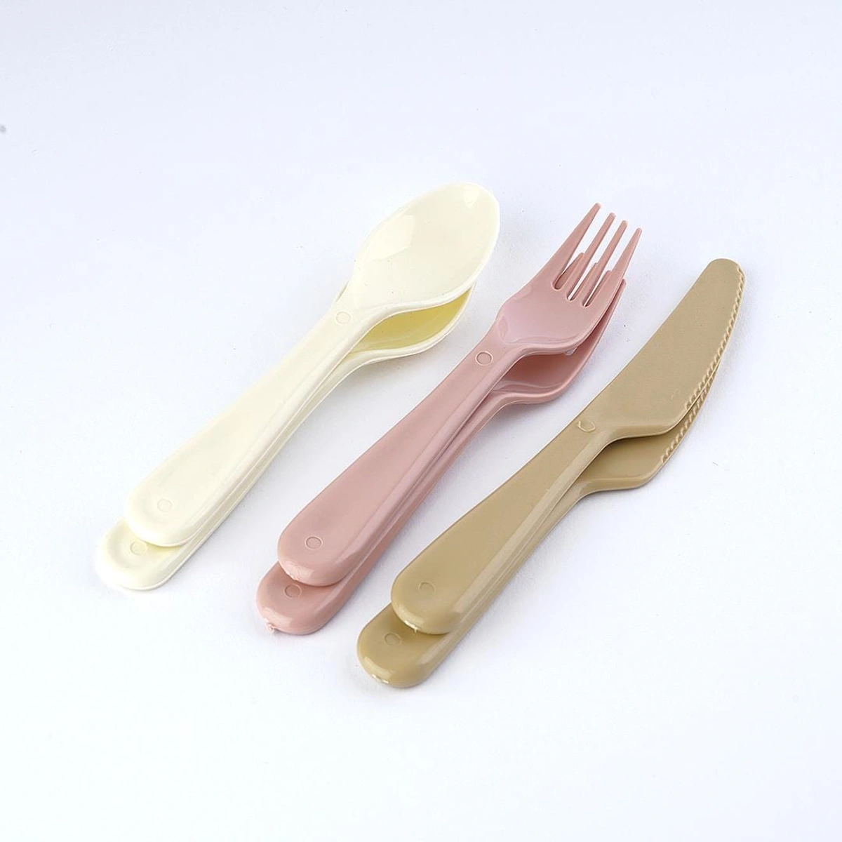 طقم شوكة ومعلقة وسكينة - 6 قطع - ألوان