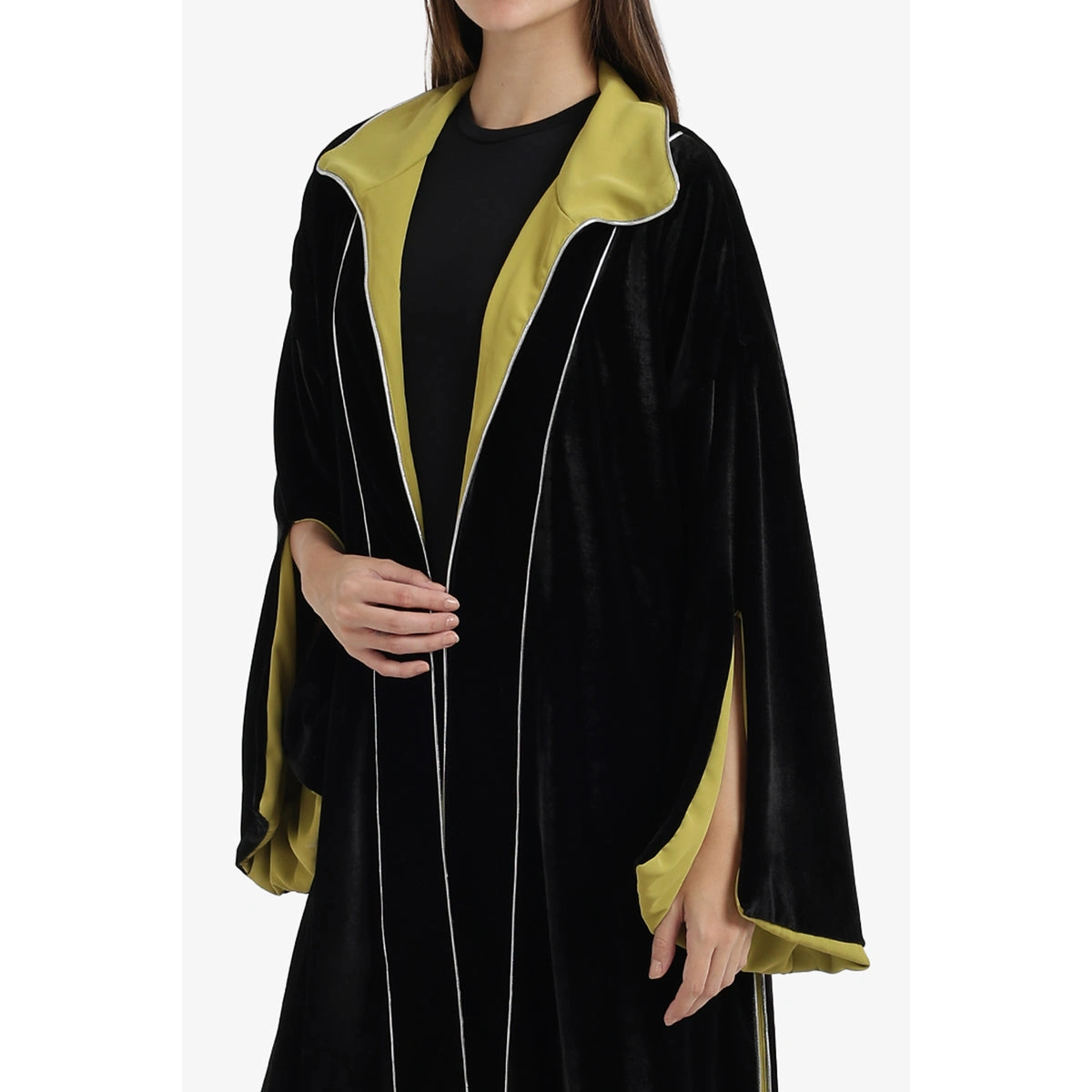 كيمونو قطيفة بحافة متباينة من كارينا 58653