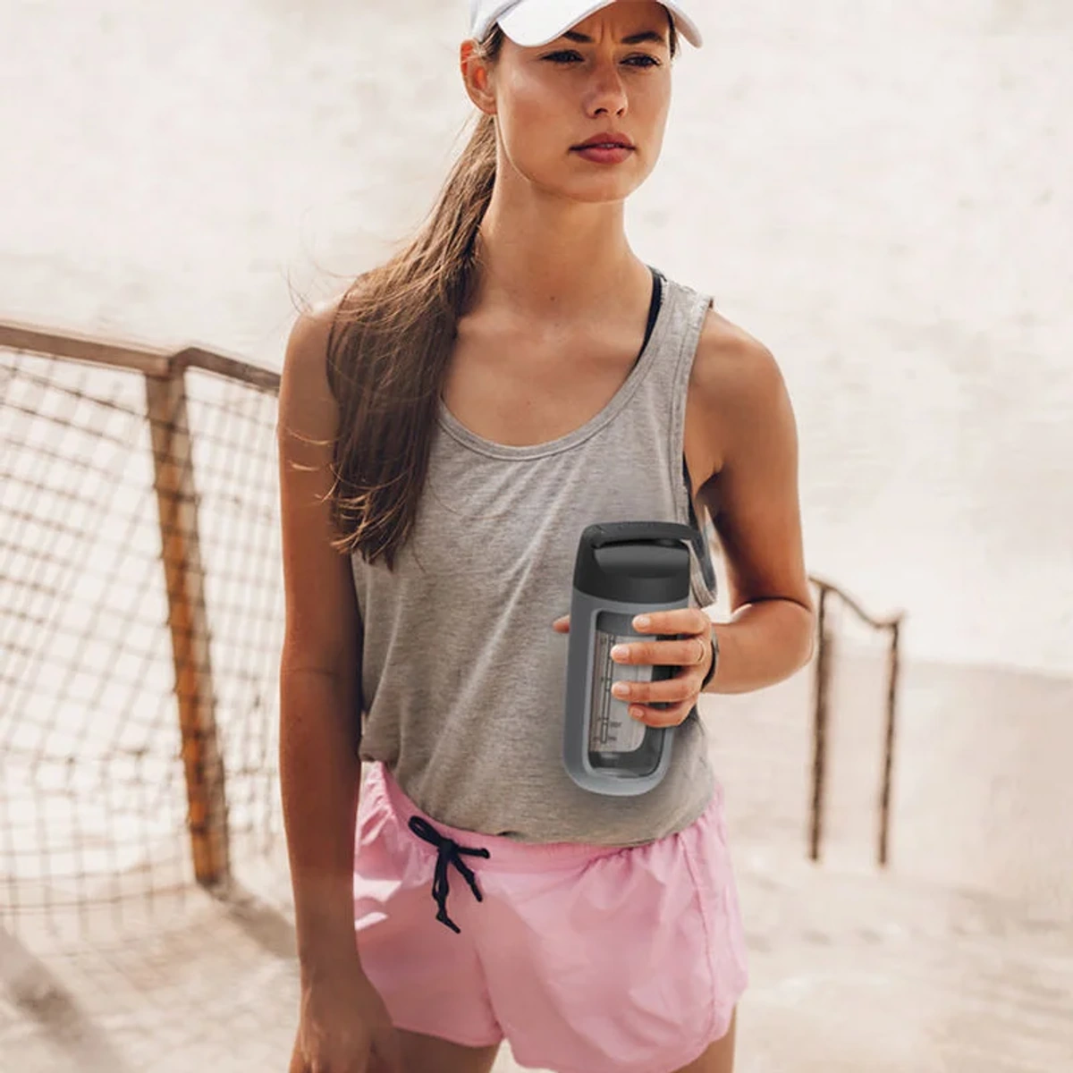 بيرغوف شيكر مع مساحة تخزين للمسحوق - 0.5 لتر - رمادي غامق