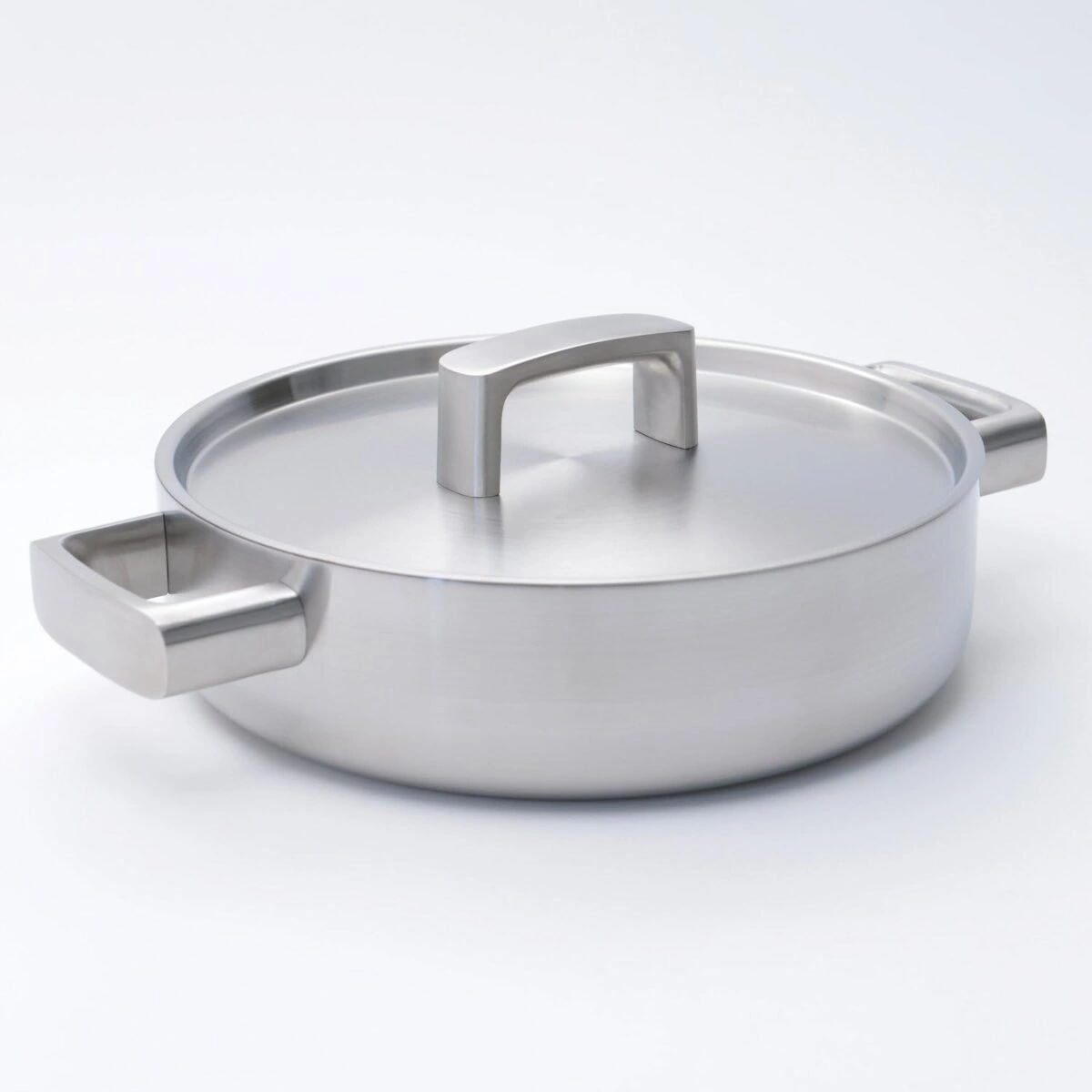 بيرغوف طاسة ستانليس عميقة بغطاء ومقبضين - 24 سم - فضي