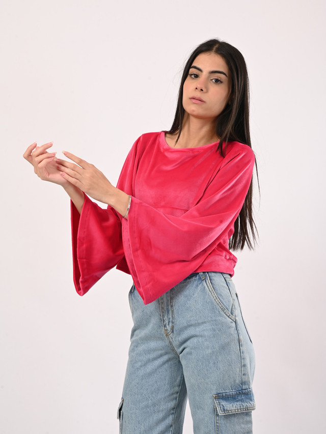 توب سهل اللبس برقبة مدورة