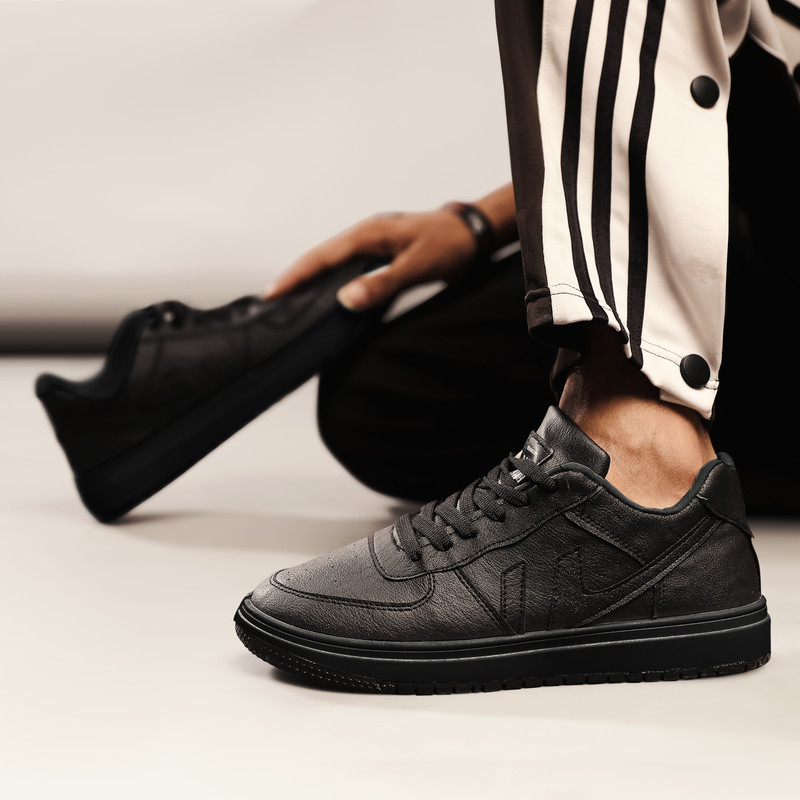 x4 سنيكرز جلد رجالي