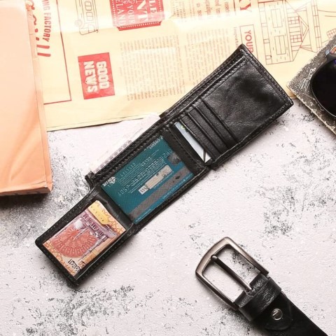 W11 محفظة جلد طبيعي صغيرة