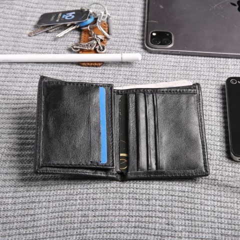 W10 محفظة جلد طبيعي صغيرة