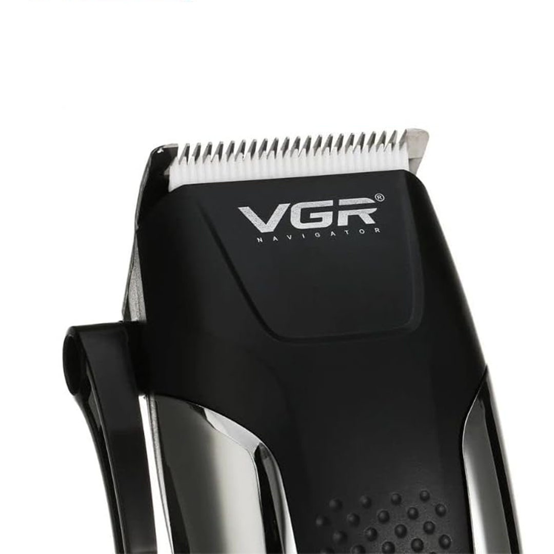 ماكينة حلاقة الشعر في جي أر القابلة للشحن للرجال - أسود - V-120