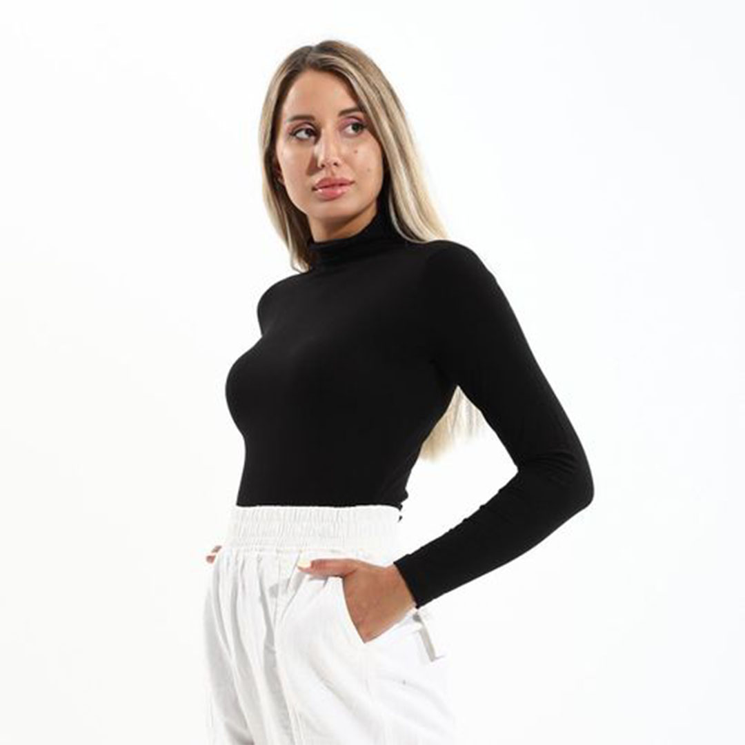 الميسيري توب حريمي بياقة عالية - أسود