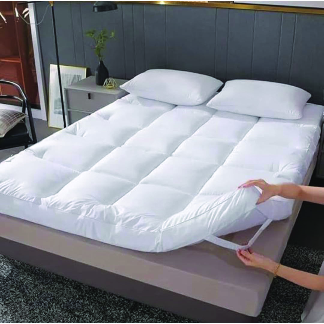 مرتبة تطرية من الاسفنج الطبي - 180*200 سم - أبيض