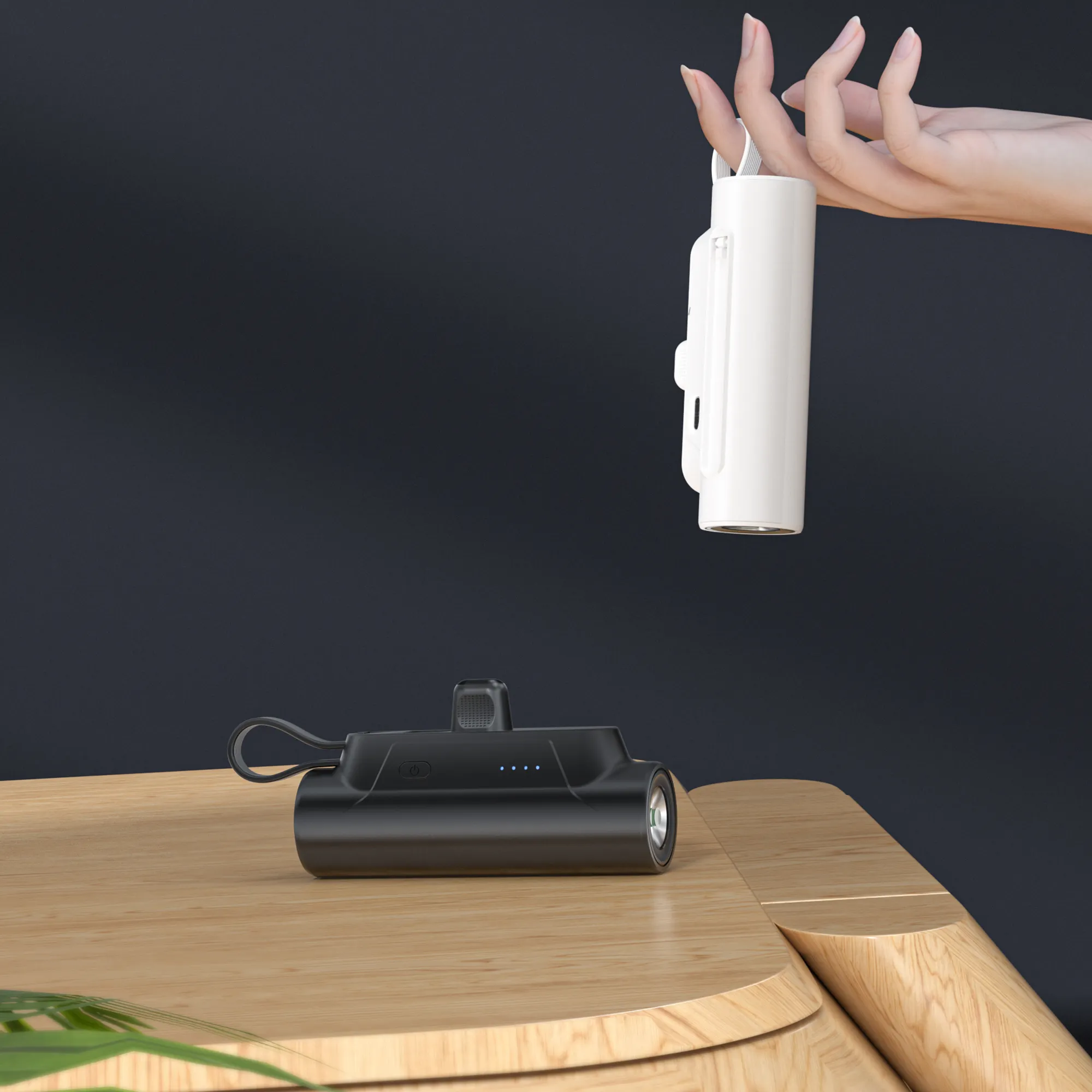 باور بانك و كشاف طوارئ تايب سي و ايفون 2200 ملي امبير