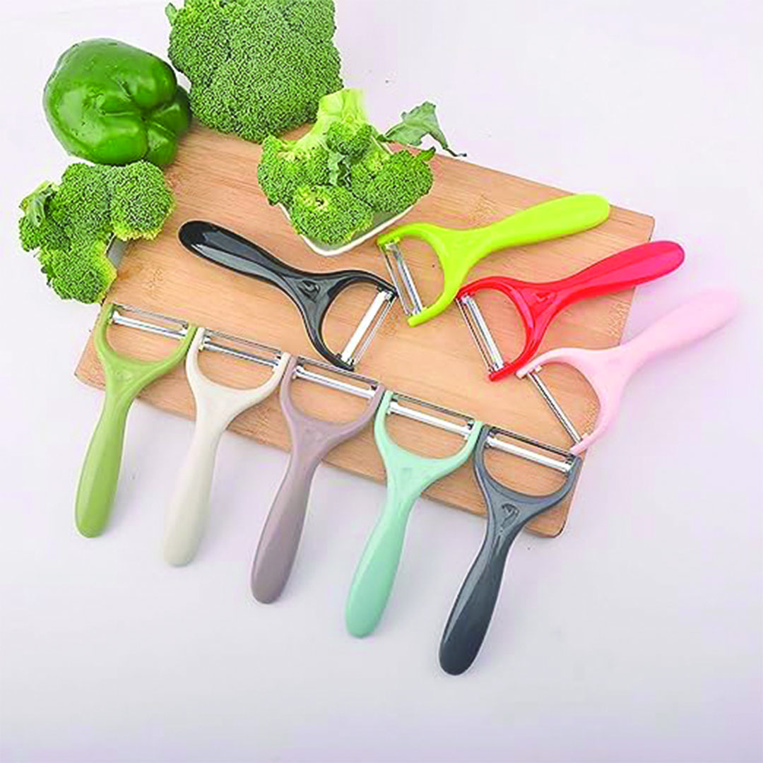 مقشرة خضروات بشفرة من الستانلس ستيل - متعدد الألوان