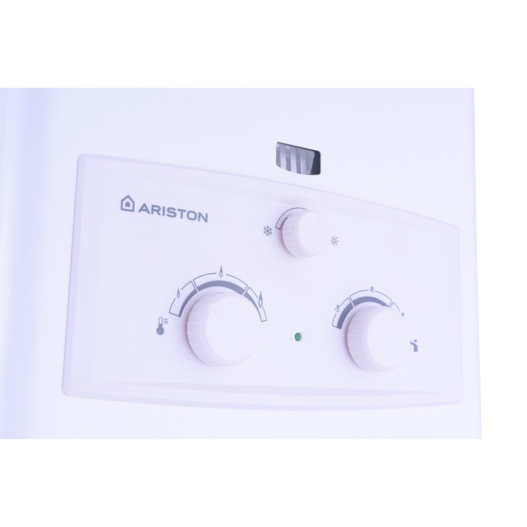 سخان مياه غاز اريستون - 10 لتر - ابيض - DGI 10L DF NG