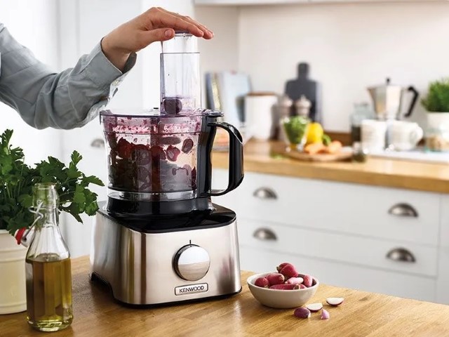 FDM307SS محضر طعام كينوود - 800 وات - أسود