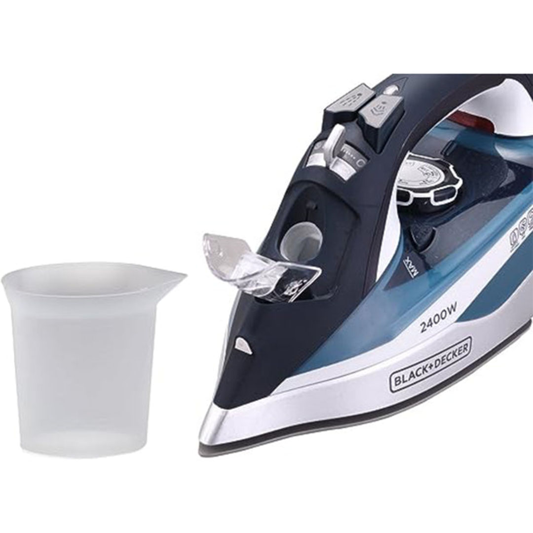 مكواة بخار بلاك اند ديكر بقاعدة سيراميك - 2400 وات - أزرق X2150-B5