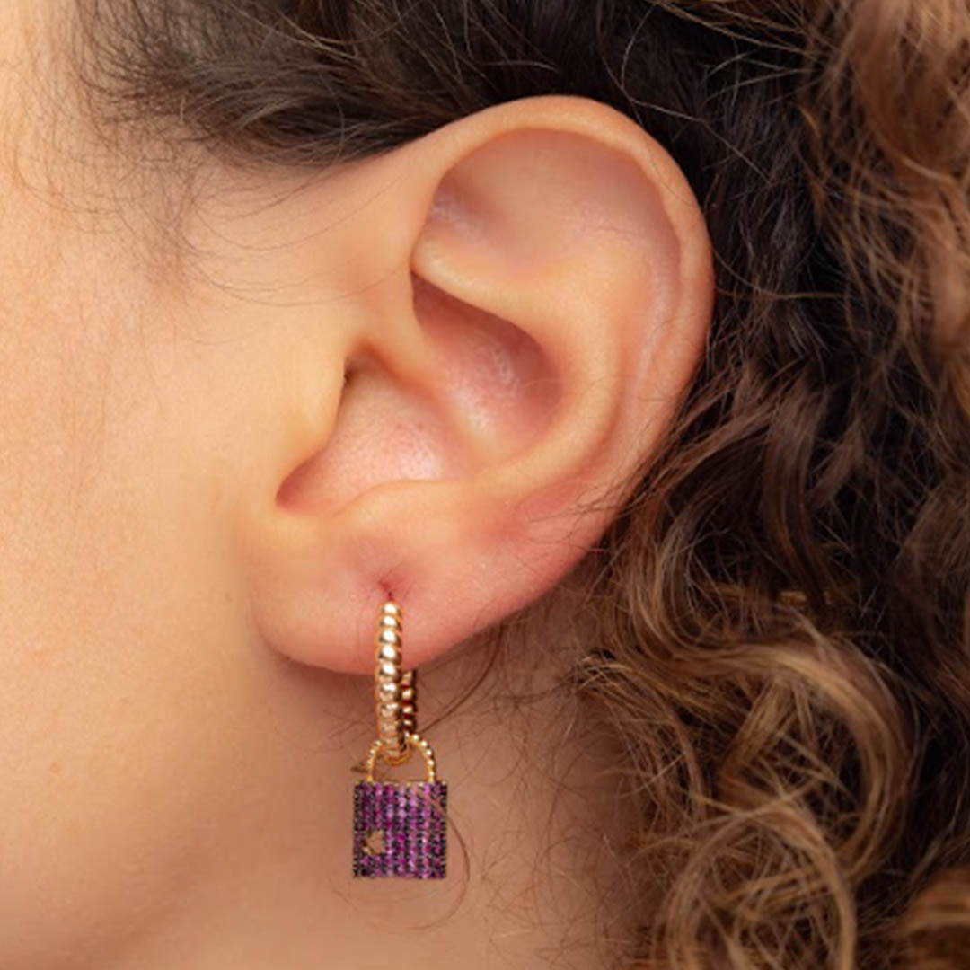 حلق حريمي مطلي بالذهب شكل قفل - ذهبي/موف