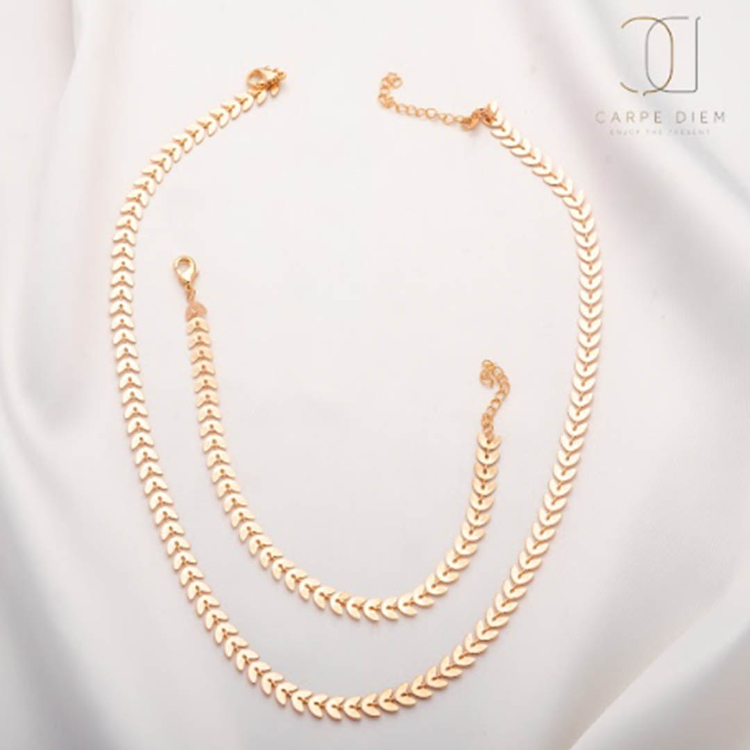 سلاسل حريمي مطلية بالذهب - 2 قطعة